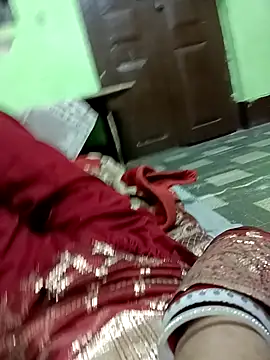 Snapshot of QUEEN-X-CPL chatting on 02/19/25, 05:38 QUEEN-X-CPL online show from 02/19/25, 05:38