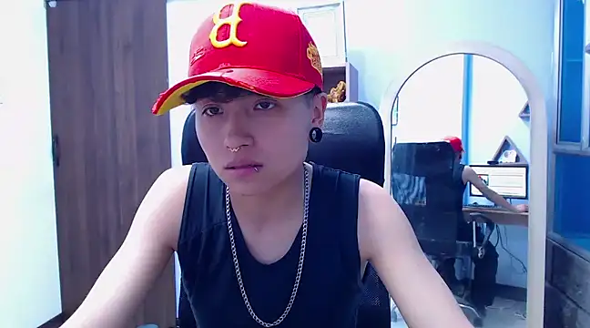 Snapshot of Im_Mathias chatting on 12/03/24, 10:07 Im Mathias online show from 12/03/24, 10:07