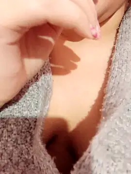 Snapshot of Hotoufia38 chatting on 12/20/24, 04:25 Hotoufia38 online show from 12/20/24, 04:25