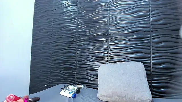 Melody Megann online show from 05/15/26, 07:43