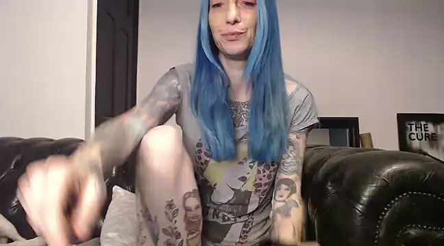 Snapshot of RavenryderUK chatting on 02/22/25, 09:59 RavenryderUK online show from 02/22/25, 09:59