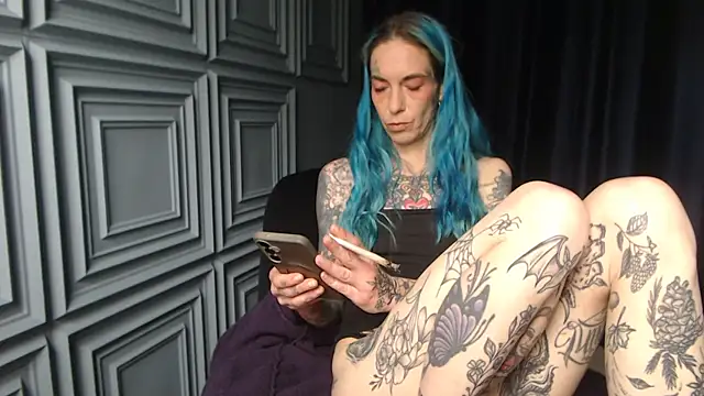 Snapshot of RavenryderUK chatting on 05/12/26, 09:17 RavenryderUK online show from 05/12/26, 09:17