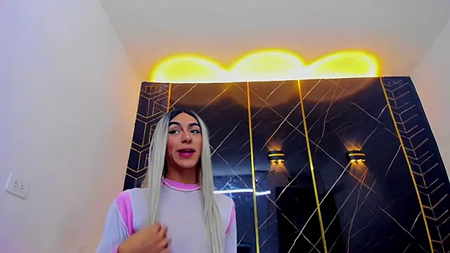 Isabella stanford2 online show from 02/08/25, 07:26