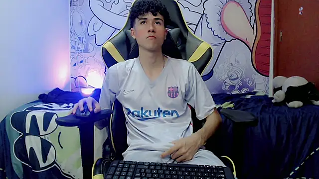 johnny cagee online show from 12/15/24, 09:35