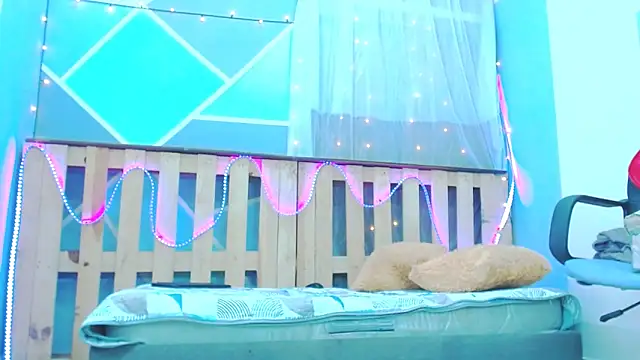 Michellcockxxx online show from 02/26/25, 05:20