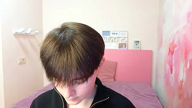 EmiliaYours online show from 02/28/25, 01:25