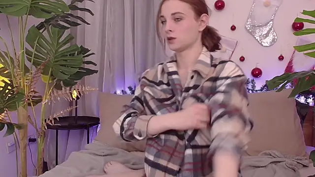 AprilAvery online show from 12/27/24, 03:37