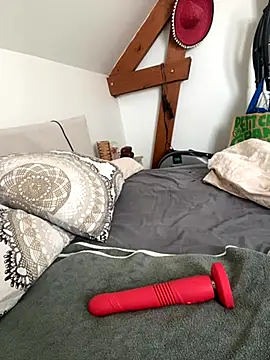 XtentationMG online show from 09/15/25, 08:25