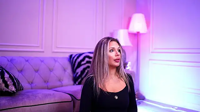 Candy Ivy online show from 02/08/25, 07:05