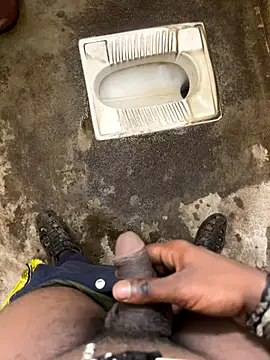 Snapshot of tamil000000 chatting on 11/20/25, 07:19 tamil000000 online show from 11/20/25, 07:19