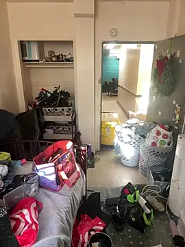 Snapshot of kelloggs202 chatting on 12/17/24, 08:32 kelloggs202 online show from 12/17/24, 08:32