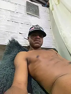 Snapshot of ElNegroRony chatting on 12/15/24, 08:15 ElNegroRony online show from 12/15/24, 08:15