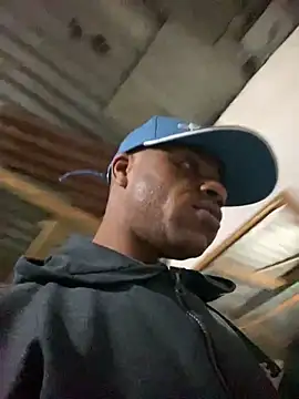 Snapshot of ElNegroRony chatting on 12/31/24, 07:31 ElNegroRony online show from 12/31/24, 07:31