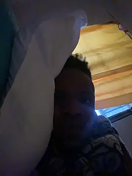 Snapshot of ElNegroRony chatting on 10/16/25, 12:50 ElNegroRony online show from 10/16/25, 12:50