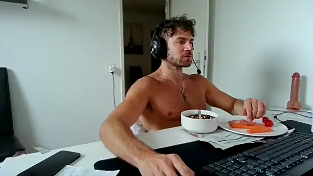 alpha-hunk online show from 05/06/26, 10:09