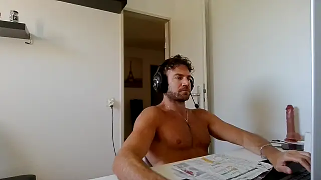 alpha-hunk online show from 05/09/26, 09:14