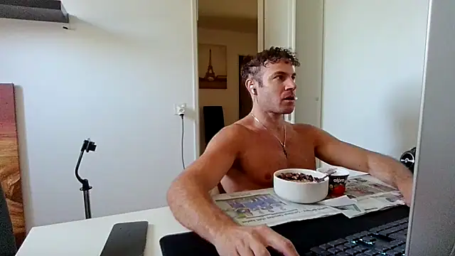 alpha-hunk online show from 06/17/26, 10:17