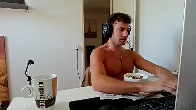 alpha-hunk online show from 06/18/26, 08:58