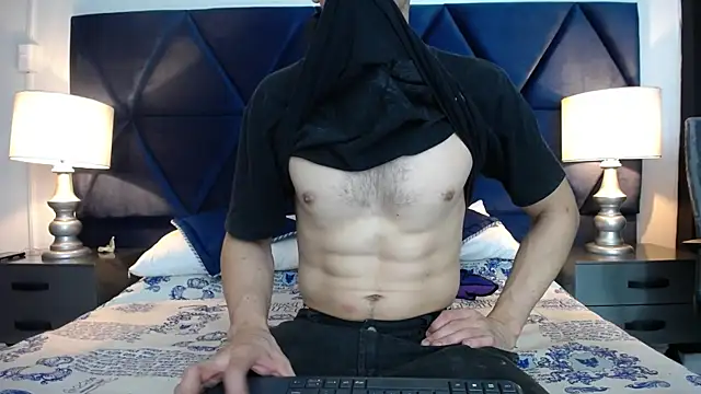 Sr Magnus  online show from 02/06/25, 01:21