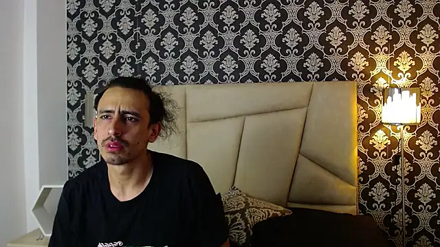 Sr Magnus  online show from 03/11/25, 04:32