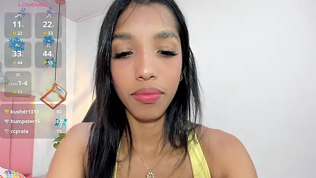 Snapshot of MAYROBERTSS chatting on 01/09/25, 03:23 MAYROBERTSS online show from 01/09/25, 03:23