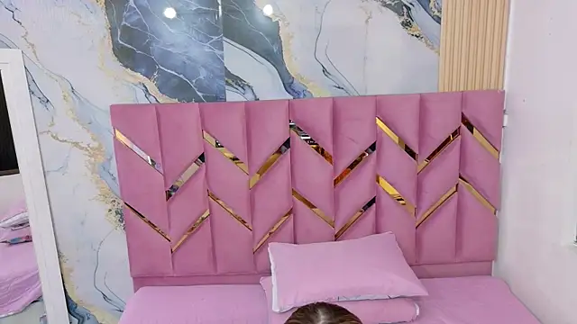 Snapshot of collegepawglovedaddy chatting on 03/26/26, 08:25 collegepawglovedaddy online show from 03/26/26, 08:25
