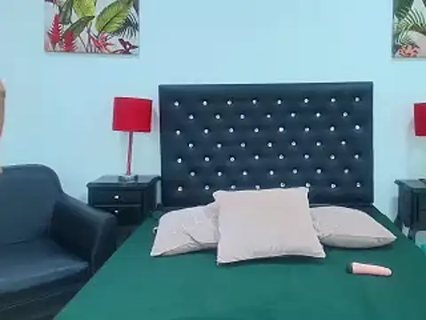 RominaKleiin online show from 12/23/24, 03:44