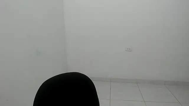 estefania224 online show from 05/06/26, 11:43