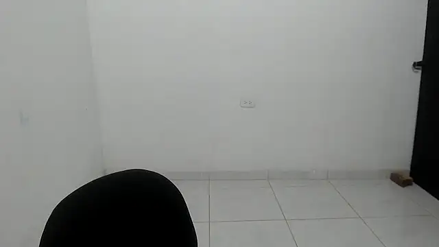 estefania224 online show from 05/09/26, 02:28