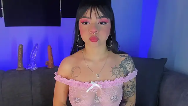 maddy walker online show from 12/11/24, 08:18