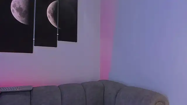 Snapshot of maddy_walker chatting on 01/20/25, 04:32 maddy walker online show from 01/20/25, 04:32