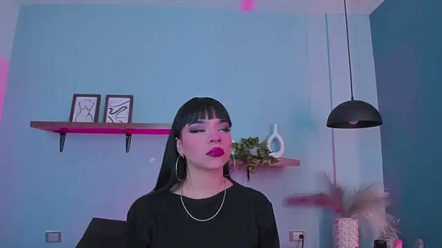 Snapshot of maddy_walker chatting on 11/09/25, 01:09 maddy walker online show from 11/09/25, 01:09