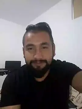 Snapshot of sabor_Latino_bdsm chatting on 01/28/25, 03:57 sabor Latino bdsm online show from 01/28/25, 03:57