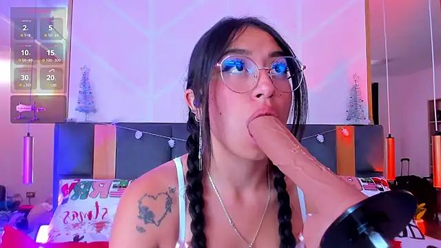 MadyJackson online show from 12/01/25, 11:37