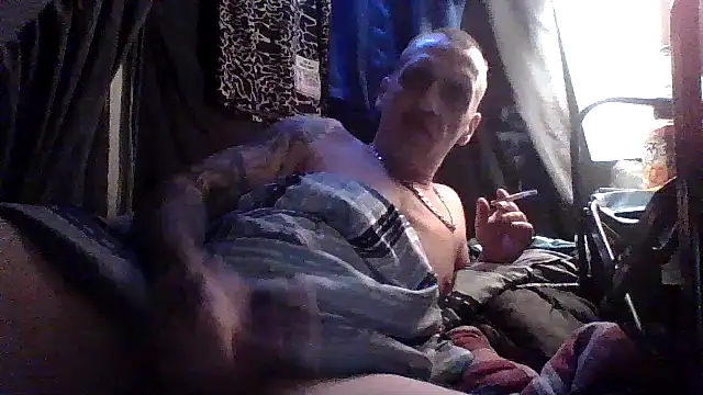 CandiedPompano online show from 10/10/25, 08:57