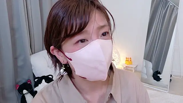 Snapshot of Risa_06 chatting on 03/31/26, 12:27 Risa 06 online show from 03/31/26, 12:27