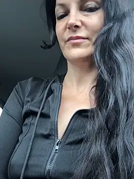 -OLYA- online show from 10/09/25, 06:22