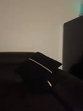 -OLYA- online show from 04/24/26, 11:29