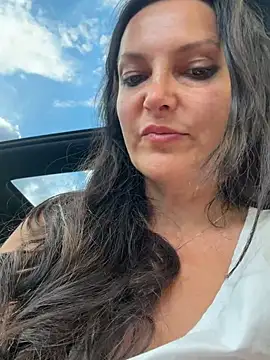 Snapshot of -OLYA- chatting on 05/18/26, 11:43 -OLYA- online show from 05/18/26, 11:43