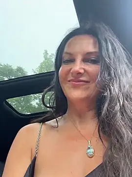 Snapshot of -OLYA- chatting on 06/08/26, 06:08 -OLYA- online show from 06/08/26, 06:08