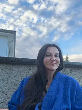 Snapshot of -OLYA- chatting on 06/11/26, 06:39 -OLYA- online show from 06/11/26, 06:39