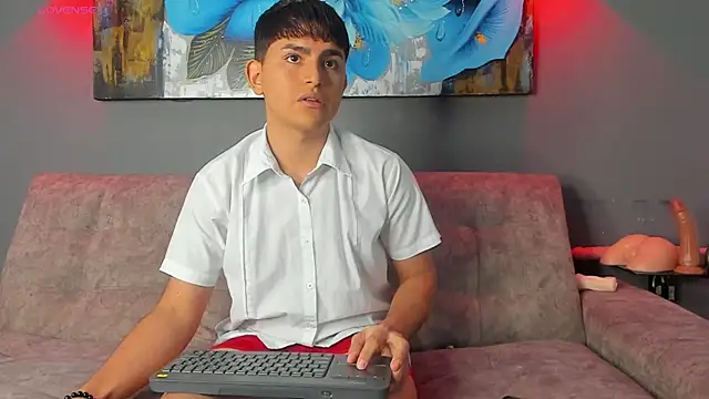 Snapshot of Lyam_ap chatting on 12/04/25, 08:45 Lyam ap online show from 12/04/25, 08:45