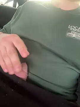 Snapshot of big_boy163 chatting on 03/25/26, 10:32 big boy163 online show from 03/25/26, 10:32