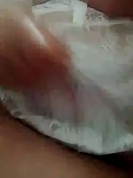 Snapshot of houda_sex_hot chatting on 02/27/25, 06:29 houda sex hot online show from 02/27/25, 06:29