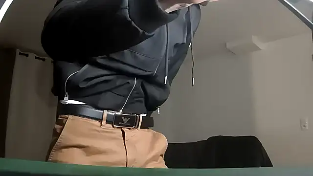 Snapshot of ApollonFit_x69 chatting on 01/14/25, 08:37 ApollonFit x69 online show from 01/14/25, 08:37