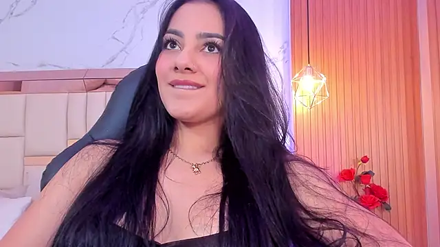 Snapshot of mallie_quinn chatting on 02/11/25, 04:13 mallie quinn online show from 02/11/25, 04:13