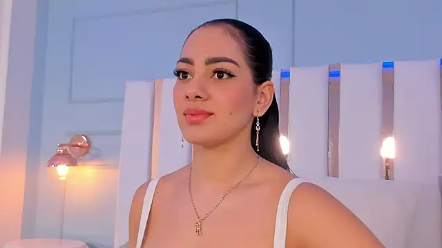 Snapshot of mallie_quinn chatting on 01/08/26, 07:49 mallie quinn online show from 01/08/26, 07:49