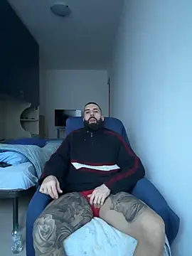 Snapshot of Gioeltoro89 chatting on 02/13/26, 04:36 Gioeltoro89 online show from 02/13/26, 04:36