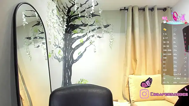Snapshot of ebbafernandez_ chatting on 05/04/26, 12:01 ebbafernandez online show from 05/04/26, 12:01