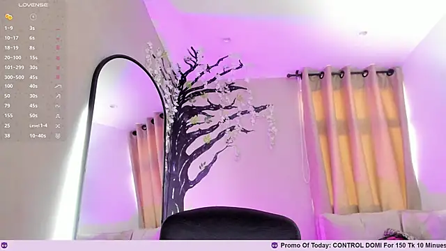 Snapshot of ebbafernandez_ chatting on 05/15/26, 12:12 ebbafernandez online show from 05/15/26, 12:12